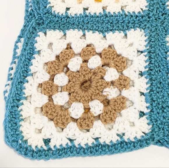 Handmade Hand knit granny square baby blanket 34”x40” - Picture 5 of 7